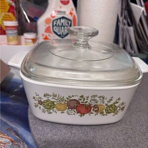 Spice of life rare Corning rare 1.5 quart with lid Pyrex and saucer